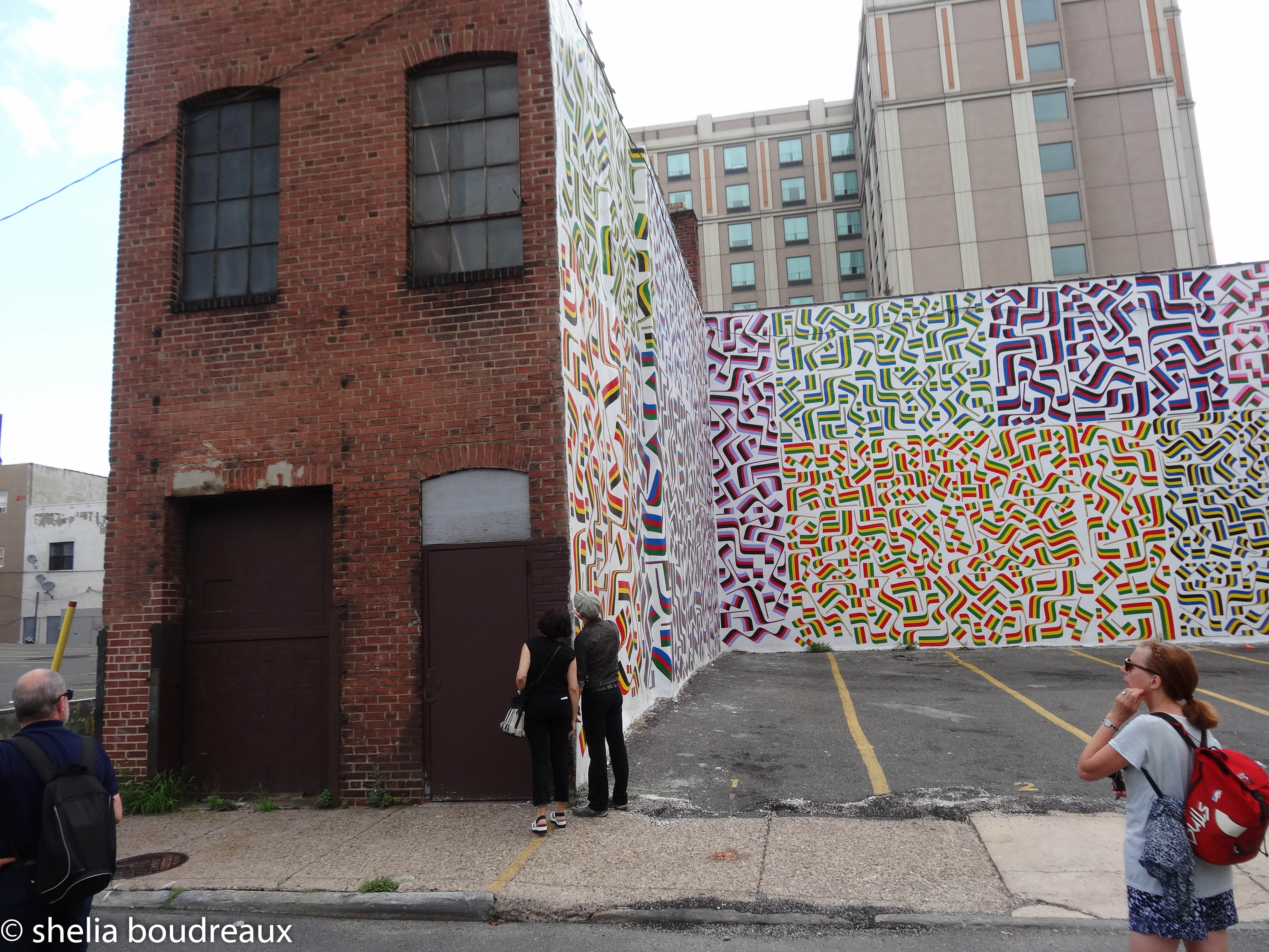 Isaac Lin’s new mural on Arch Street Philadelphia Mural Tour